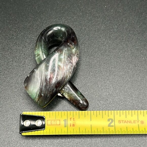 VTG Statement Clip On Acrylic Swirl Ribbon Shape Dark Green 80s - Picture 9 of 9